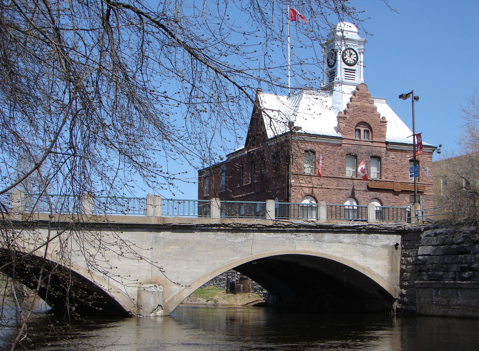 Pembroke bridge and city hall